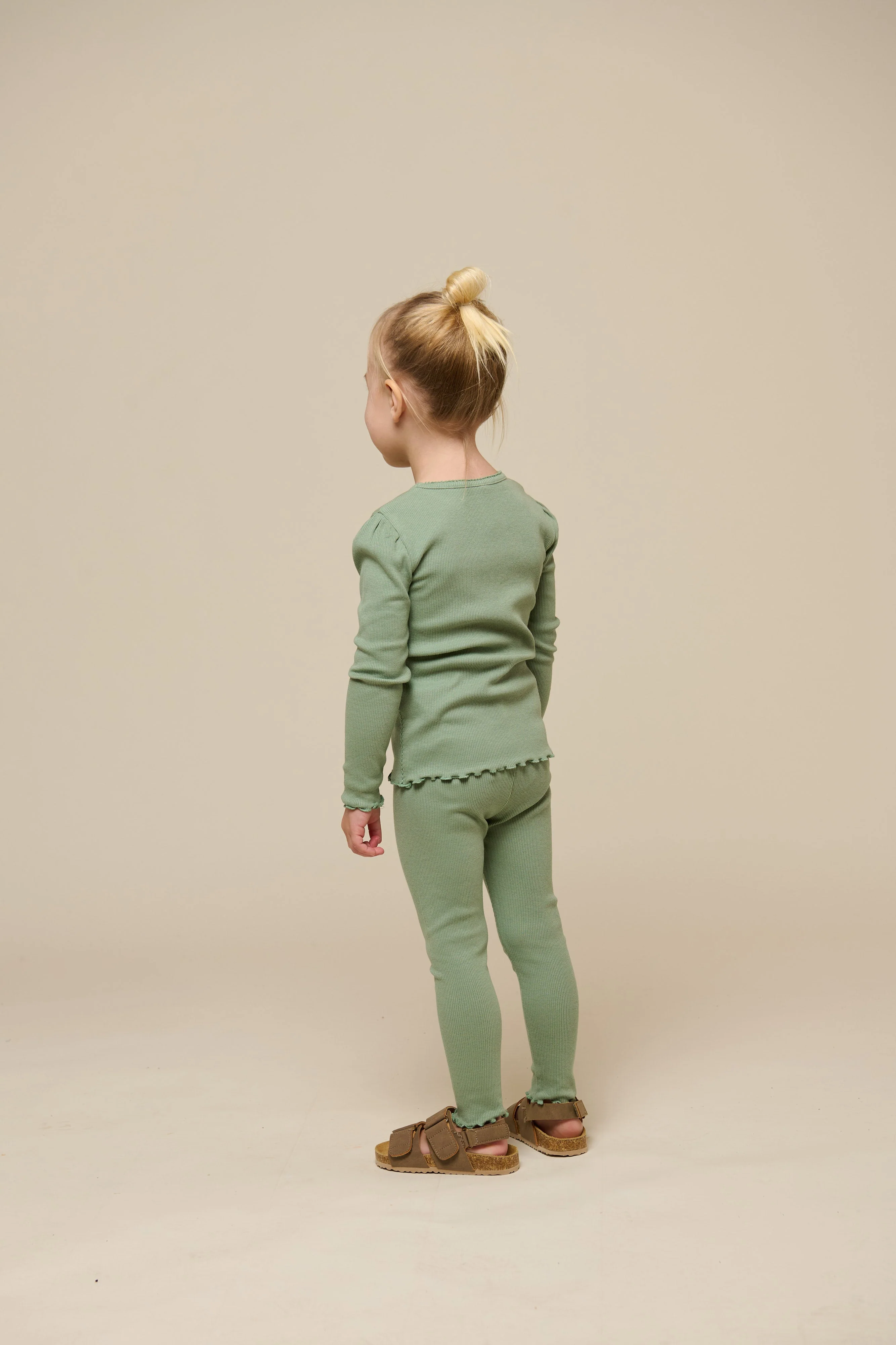 Miniatuur 4